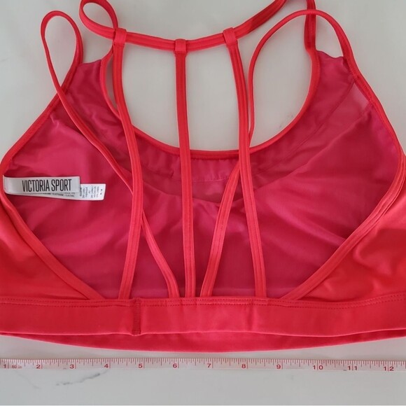 Victoria's Secret Sports Bra Medium Pink Light Support Wireless Gym Yoga Workout - Picture 3 of 5